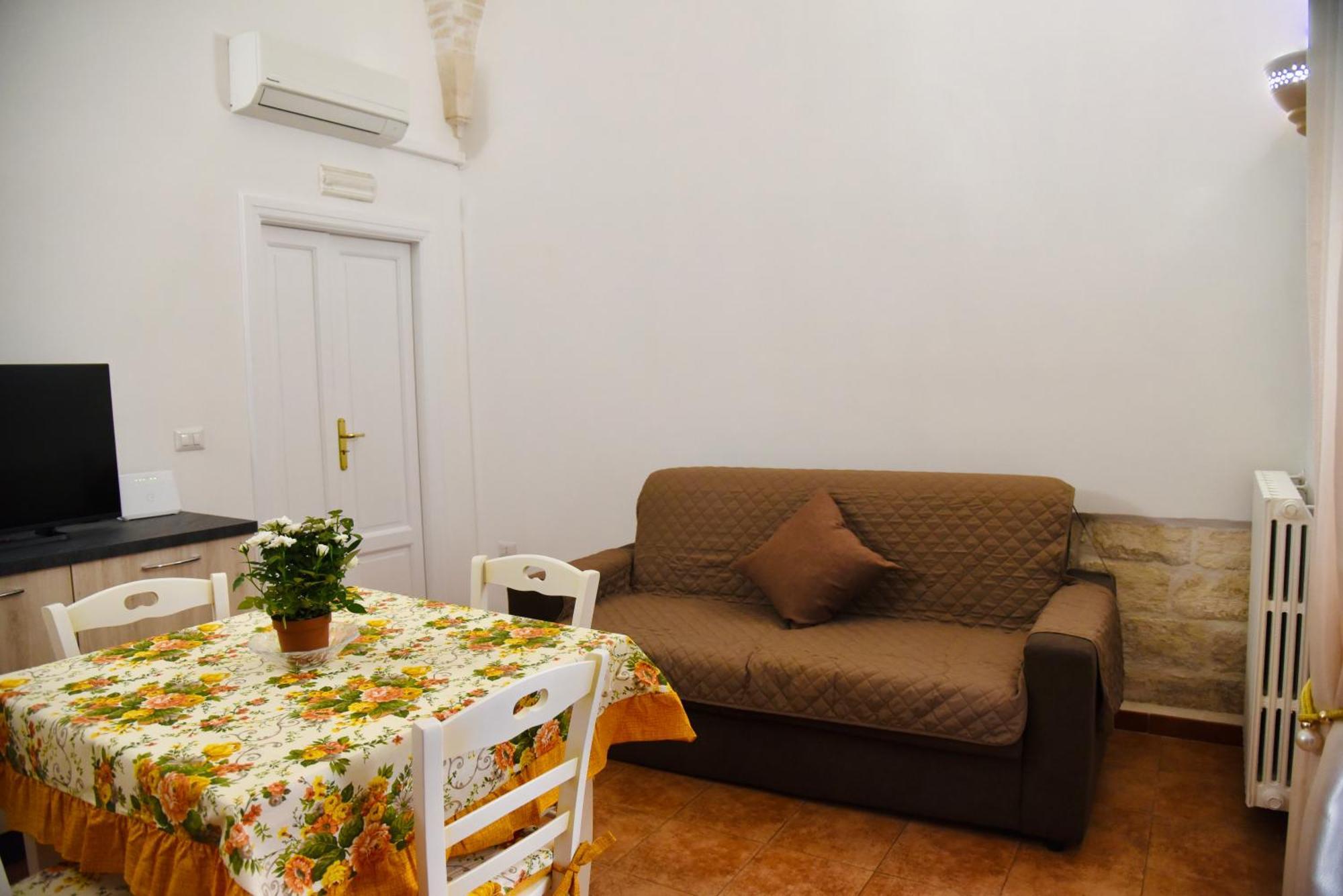 La Casa Di Nonno Peppe Vila Martina Franca Exterior foto